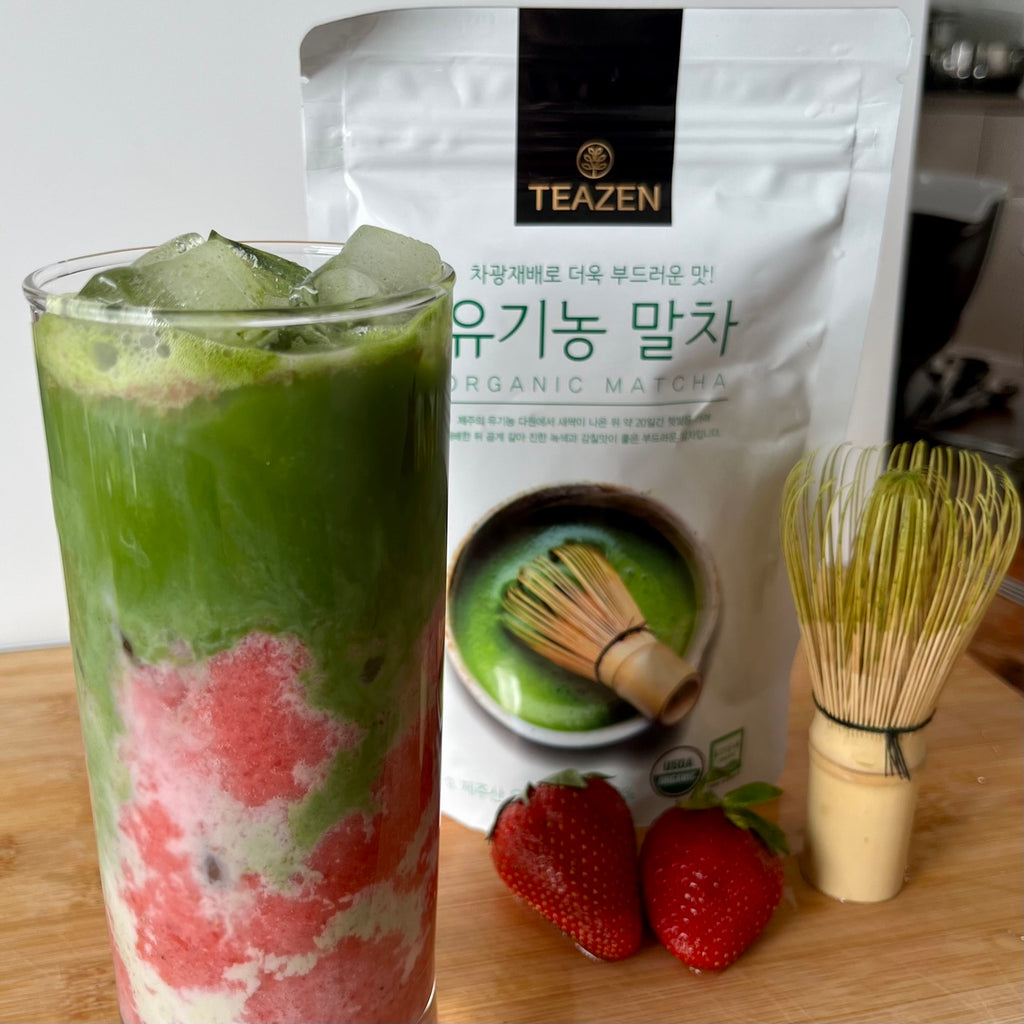 How to Make a Refreshing Iced Strawberry Matcha Latte