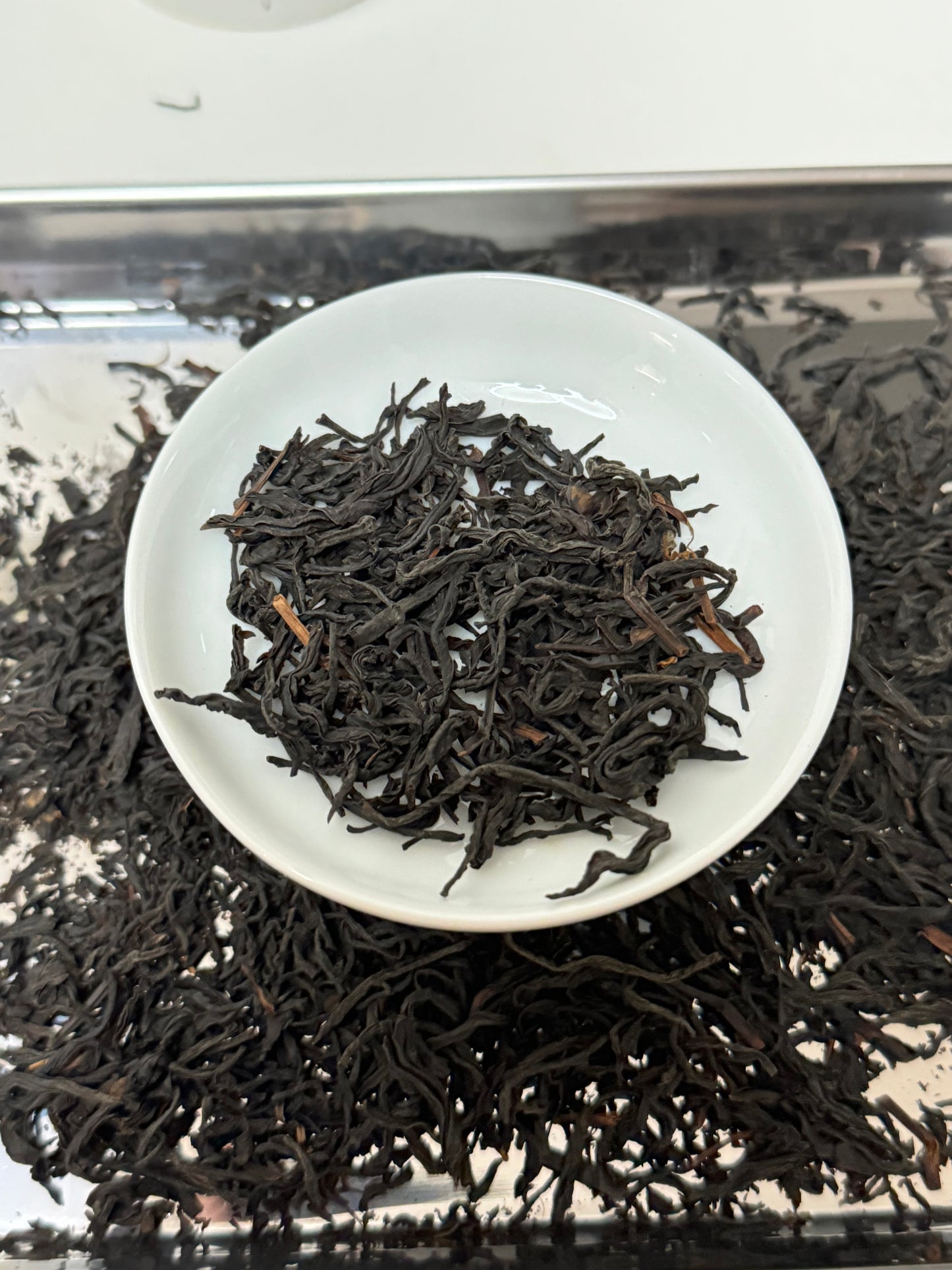 Tè nero biologico di Taiwan di alta montagna (T-18) – Tè rosso rubino con frutta al miele | 50 g