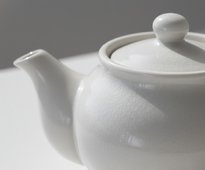 Korean Baekja Tea Set – A Surface Where Time and Nature Slowly Appear (White 3-Person 다기세트)